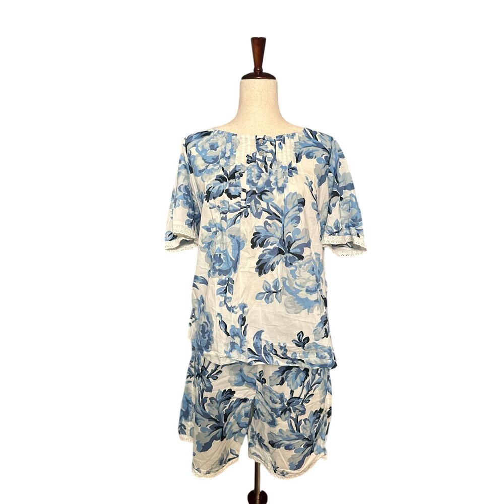 Soft Surroundings Blue White Short Casual Loungeware Size Medium